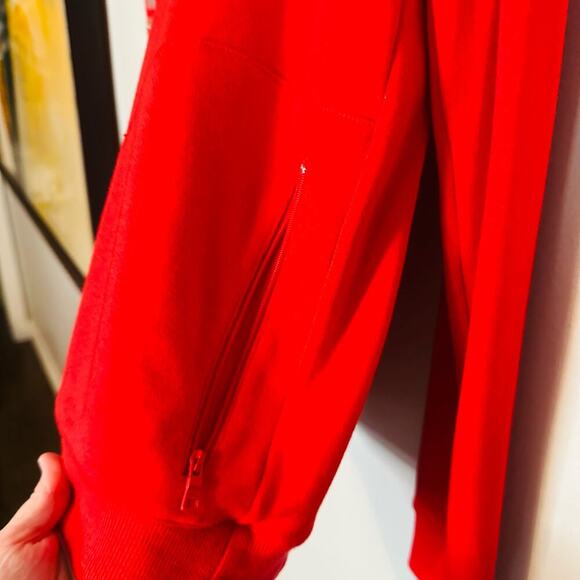 Armani Exchange Red A x E Patches Elbow Hooded Sweatshirt Size Small - Picture 8 of 9